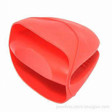 Hot Red Silicone Oven Mitts